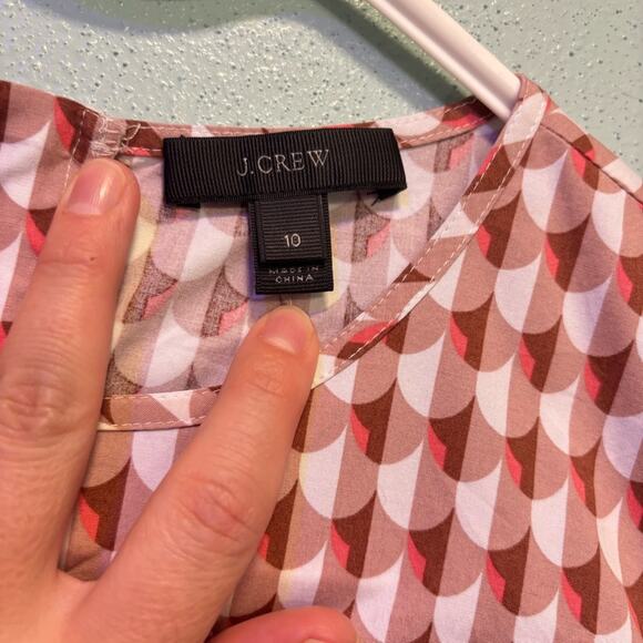 ⭐️ 3/$21 ⭐️ J. Crew Women’s Red Pink Sleeveless Geometric Boxy Blouse Size 10 - Picture 4 of 9